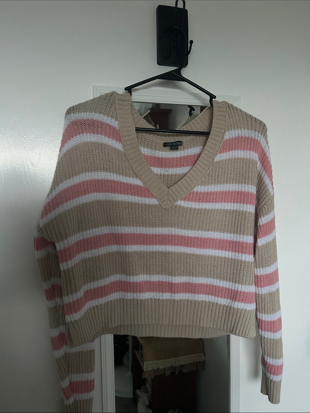wild fable Beige, Pink & White Striped V-Neck Cropped Sweater